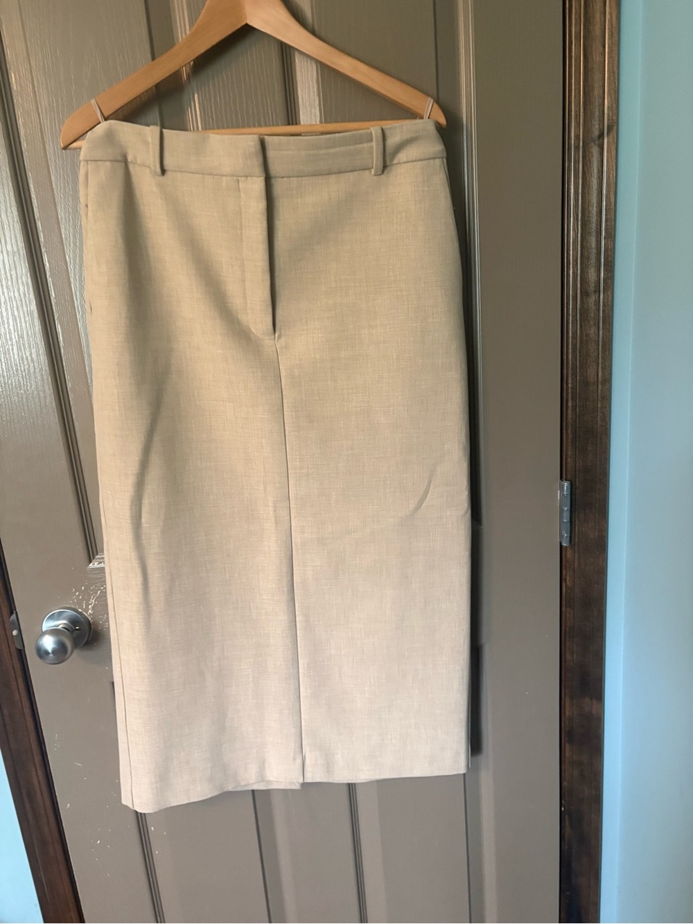 Babaton Tailored Beige Pencil Skirt